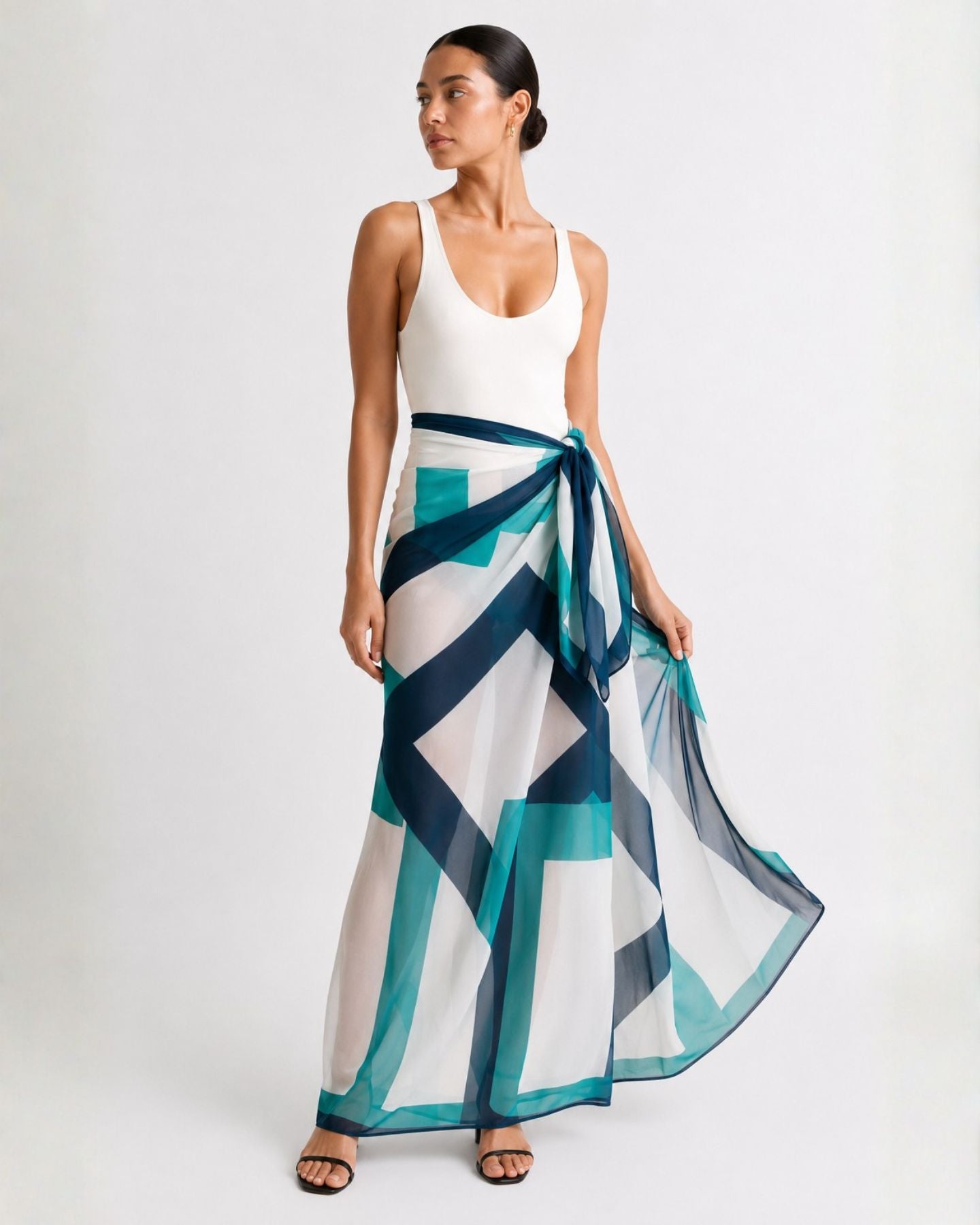 EUPHORIA PAREO - Angled